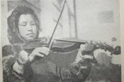 Юный скрипач Апицын Миша – будущий командир взвода. 1936 г. / Фото предоставлено Юрием каневым