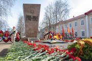Вечный огонь – символ памяти о героях Великой Отечественной войны / Фото Игоря Ибраева