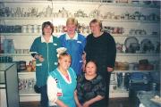 Сотрудницы посудо-хозяйственного магазина, п. Красное, 2008 г. / Фото из архива Нижне-Печорского ПО
