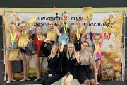Юные гимнастки и их наставники / Фото предоставлено Анной Одинец