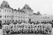 Делегация Ненецкого округа в Москве на XII Всемирном фестивале молодёжи и студентов, июль 1985 г. / Фото из архива участников «Хаяра»
