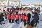 Акция «Оранжевая нить» символизирует победу над пандемией / Фото Алексея Орлова