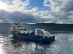 Судно-кабелеукладчик Northern Wave выходит из порта Мурманска / Фото пресс-службы ФГУП «Морсвязьспутник»