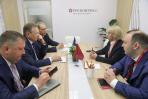 Соглашение с «Зарубежнефтью» и КРДВ уже переходит в практическую плоскость: определён первый населённый пункт, который станет участником проекта / Фото Екатерины Эстер
