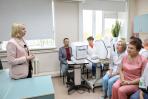 Работники поликлиники задали немало вопросов врио губернатора / Фото Екатерины Эстер