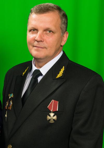 Орден Мужества Валерий Остапчук получил за спасение экипажа теплохода «Яхрома»
