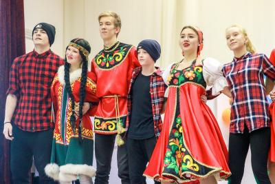 Ребята продемонстрировали симбиоз национальной и  современной культур