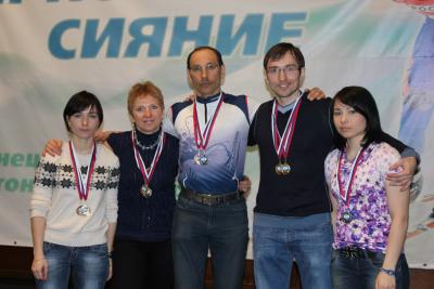 Семья Матвеевых после успешного выступления на «Северном  сиянии», 2012 год