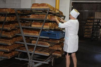 Продукция местного хлебозавода / Фото Юлии Горбонос