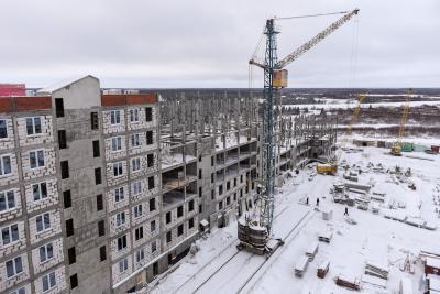 До 2024 года в России предстоит расселить 8,9 млн квадратных метров жилфонда, признанного непригодным для проживания по состоянию на 1 января 2017 г. / Фото из архива «НВ»