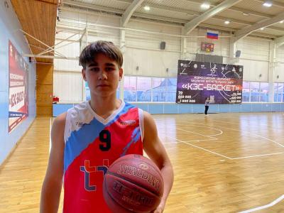 Андрей Соколов – баскетболист школы №4 / Фото автора