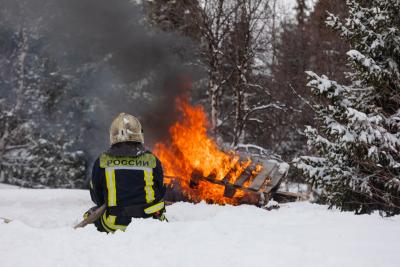 Избежать возгорания помогут элементарные правила  пожарной безопасности / фото Александры Кустышевой