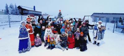 Экипаж Деда Мороза собрал северян / Фото СКЦ «Престиж»
