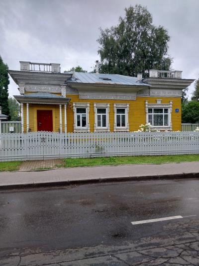 Один из красивых домиков Вологды / Фото автора