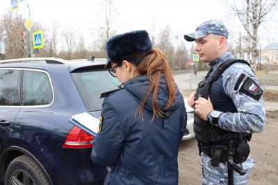 Арест машины вмиг подействовал на должника / Фото пресс-службы ФССП
