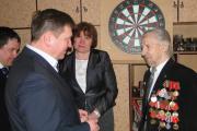 Ветеран Великой Отечественной войны Василий Самойлов встречает гостей
