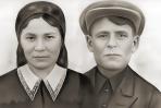 Пётр Фёдорович Воробьёв с женой Василисой Васильевной / фото предоставлено автором