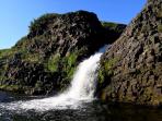 Водопад в 60 км от Шойны. Удивительно красивые места есть в нашем Ненецком автономном округе / фото Валентины Малыгиной