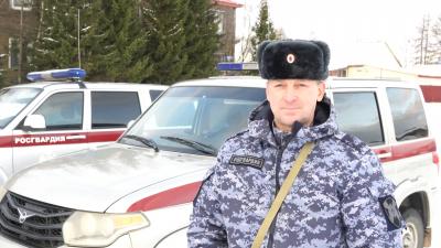 Прапорщик Юрий Чебаевских / Фото Росгвардии