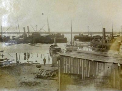 Зимняя стоянка судов в Нарьян-Марском торговом порту. 1936 год / Фото из фонда НОКМ
