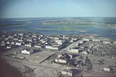 На втором плане улица Смидовича, 1965 год / Фото Всеволода Тарасевича