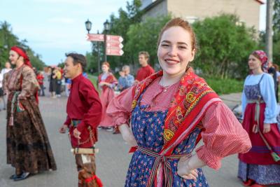 …Танцевали кадриль и краковяк, играли в старинные русские, ненецкие и коми игры / Фото Екатерины Эстер