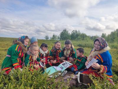 Хорошо на природе с учителем родного языка / Фото из семйного архива Юлии Бобриковой