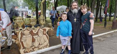 Отца сыновья почитают и слушаются / Фото из семейного архива Вашаркиных