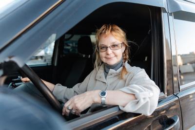 Елена Боброва – начинающий водитель / Фото Александры Берг