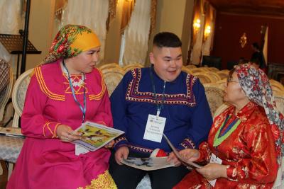 О развитии родных языков педагоги говорили и в перерывах / Фото Марины Яр