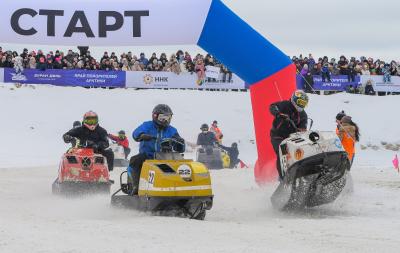 «Буран» – любимая техника гонщиков Ненецкого автономного округа / Фото Олега Кулябина