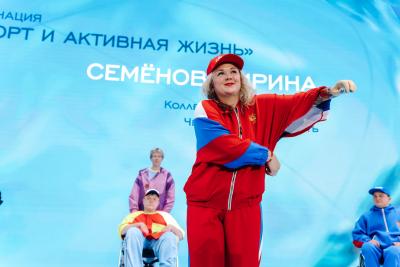 Адаптивная одежда не ограничивает движения, учитывает особенности протезирования и медицинского ухода / Фото организаторов конкурса